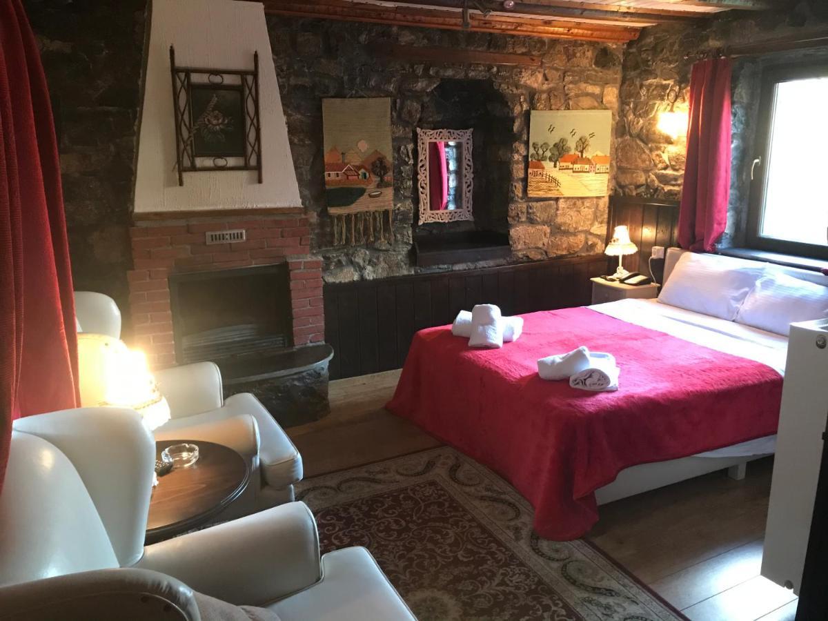 Chalet Asteras Tou Vorra Palaiós Ájos Athanásios Eksteriør bilde