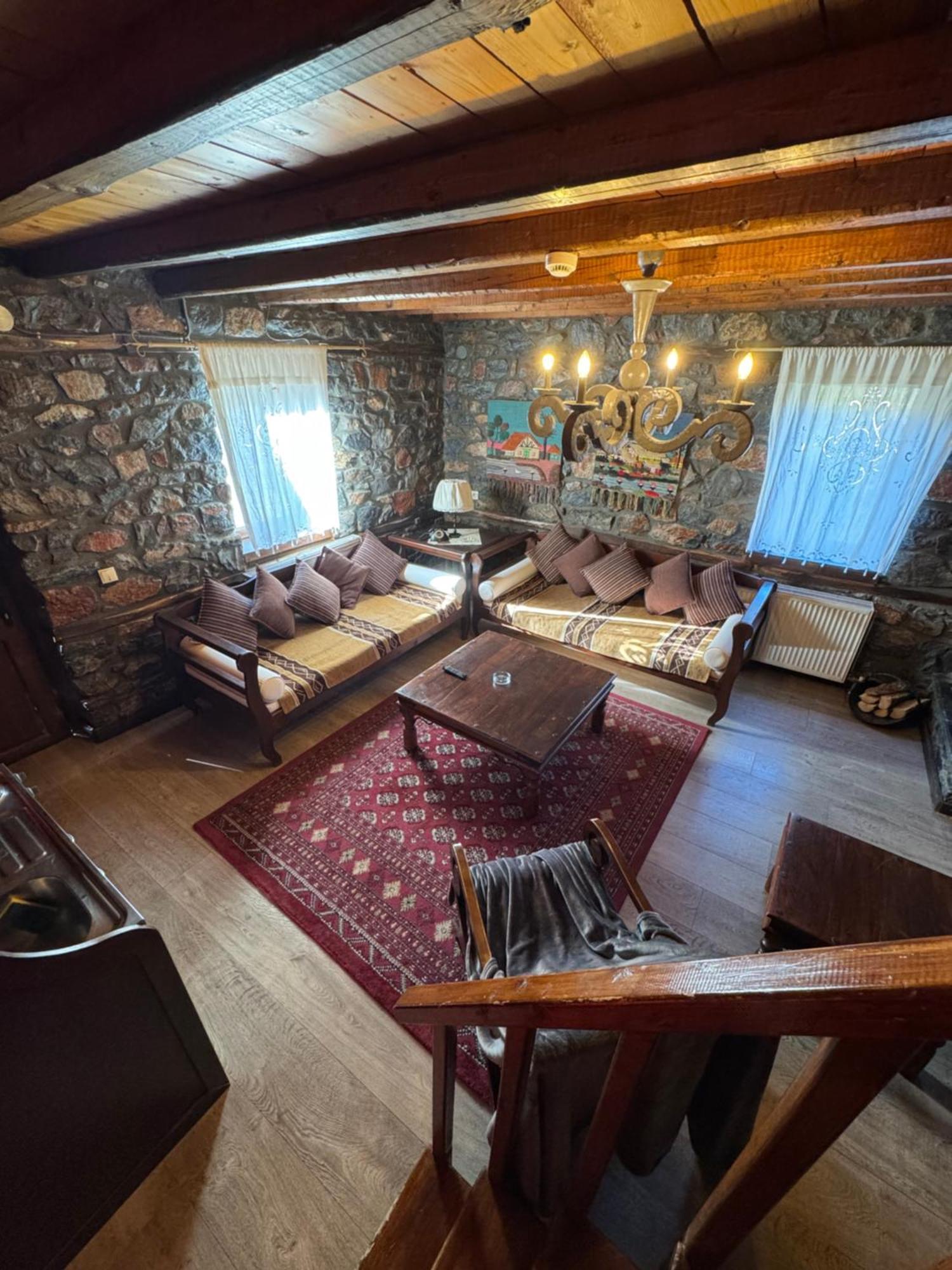 Chalet Asteras Tou Vorra Palaiós Ájos Athanásios Eksteriør bilde